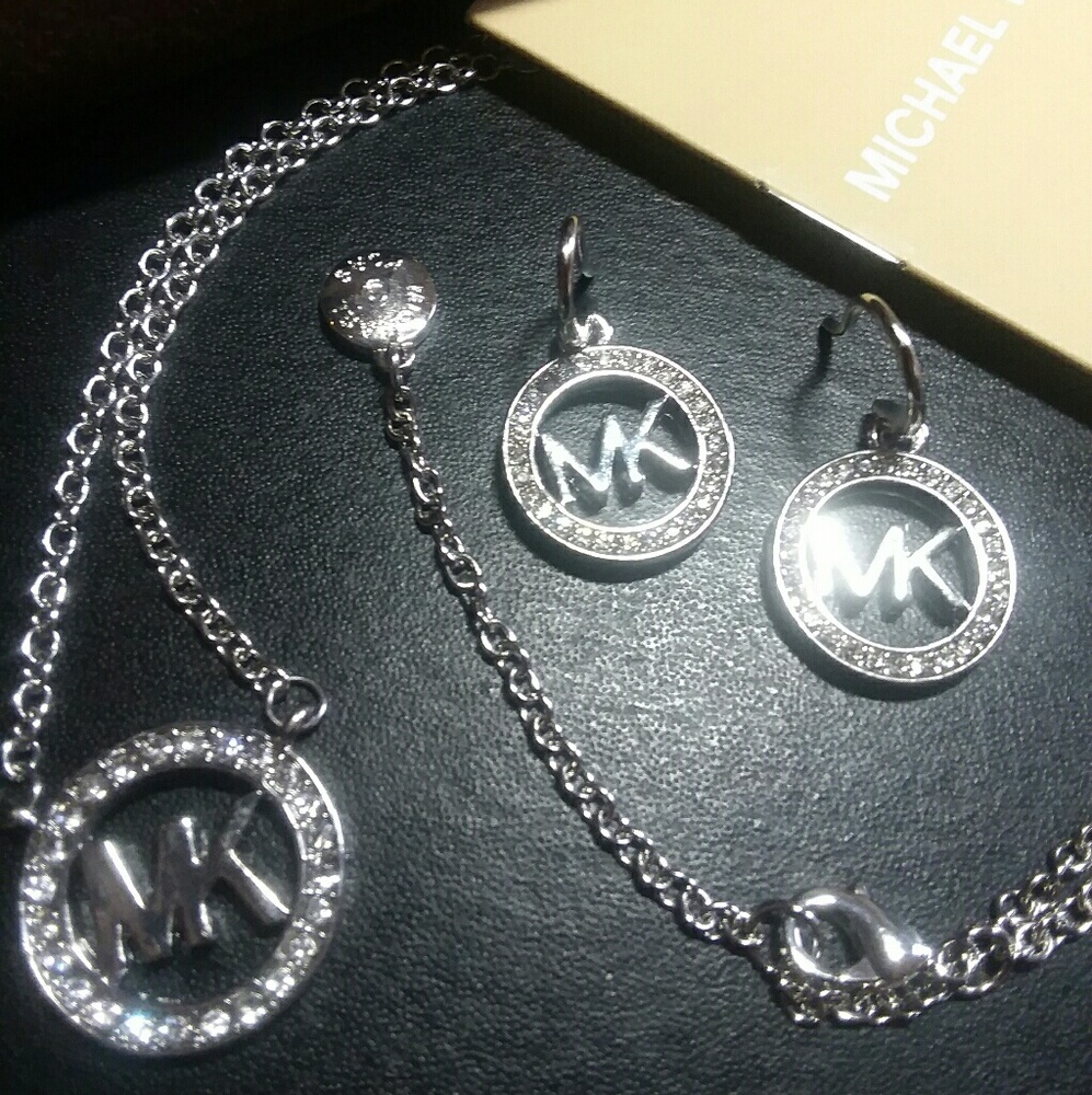 Michael Kors Silver Necklace and Earrings Set